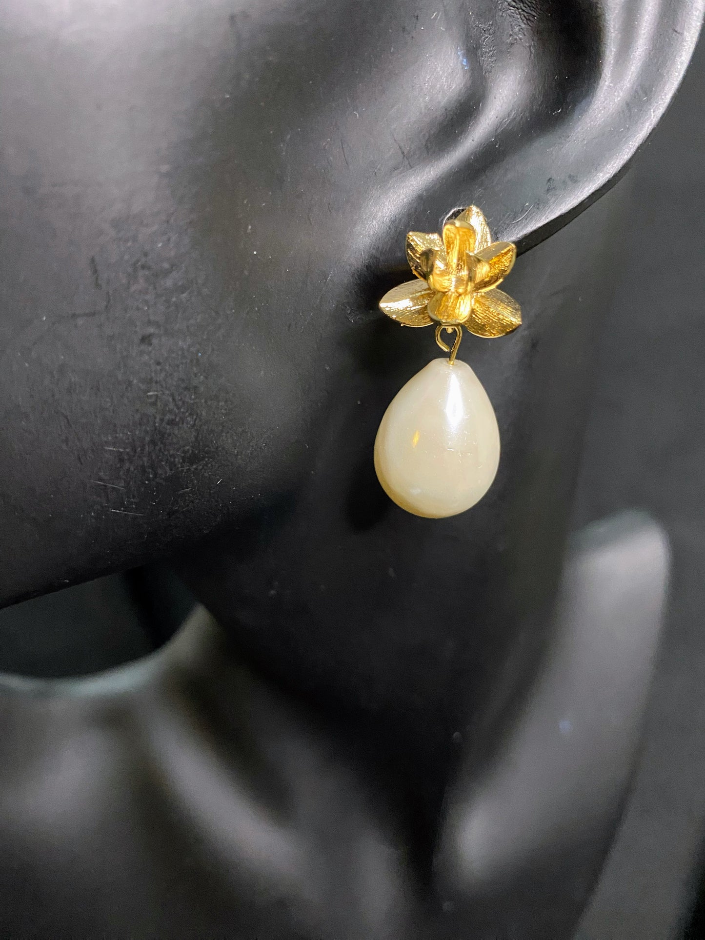 Flower Bomb Earrings