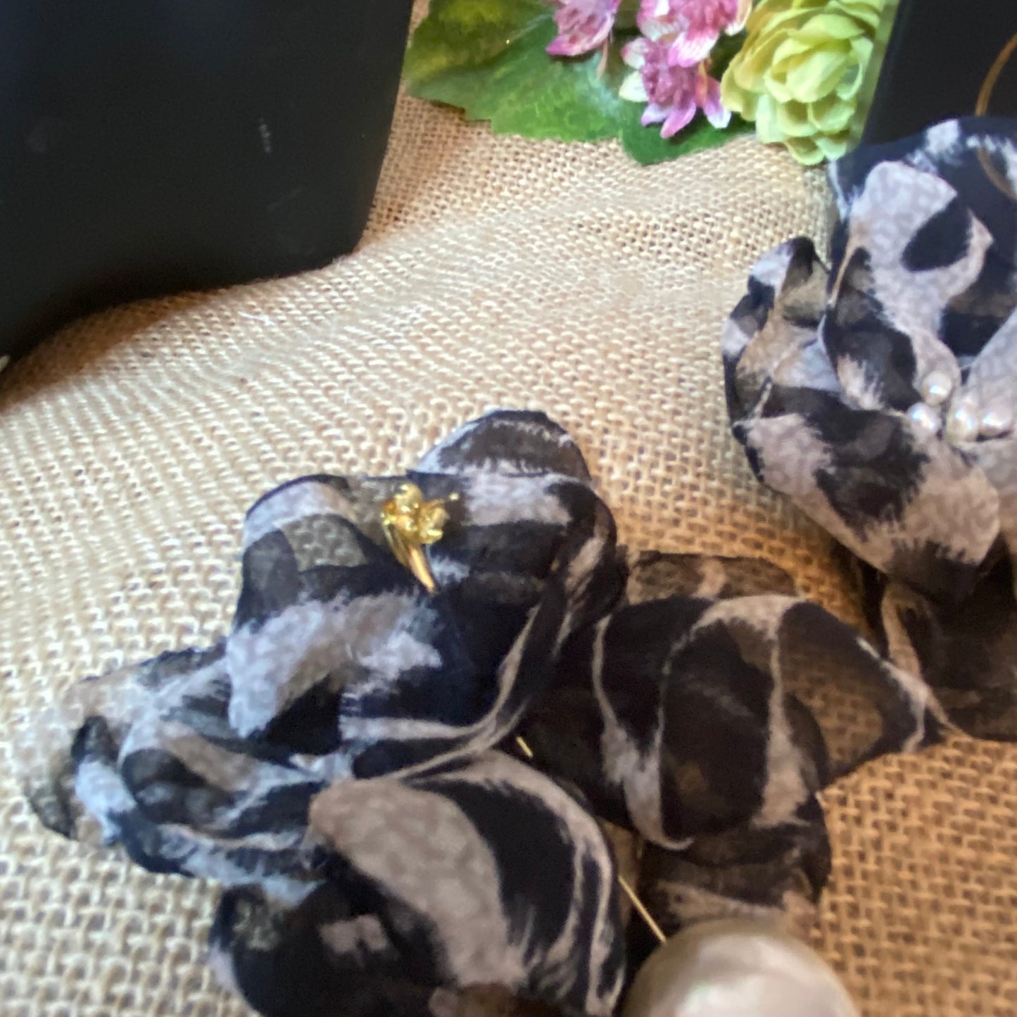 Animal Pearl Shell Earrings