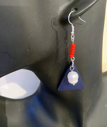 Hang in there earrings