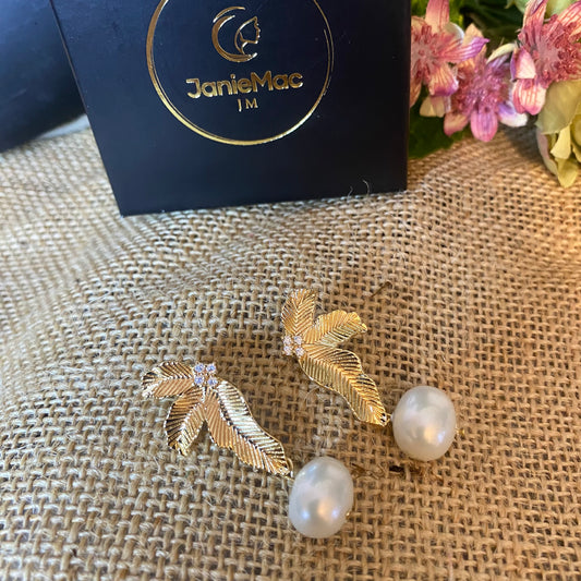 Stand out in the Crowd Earrings