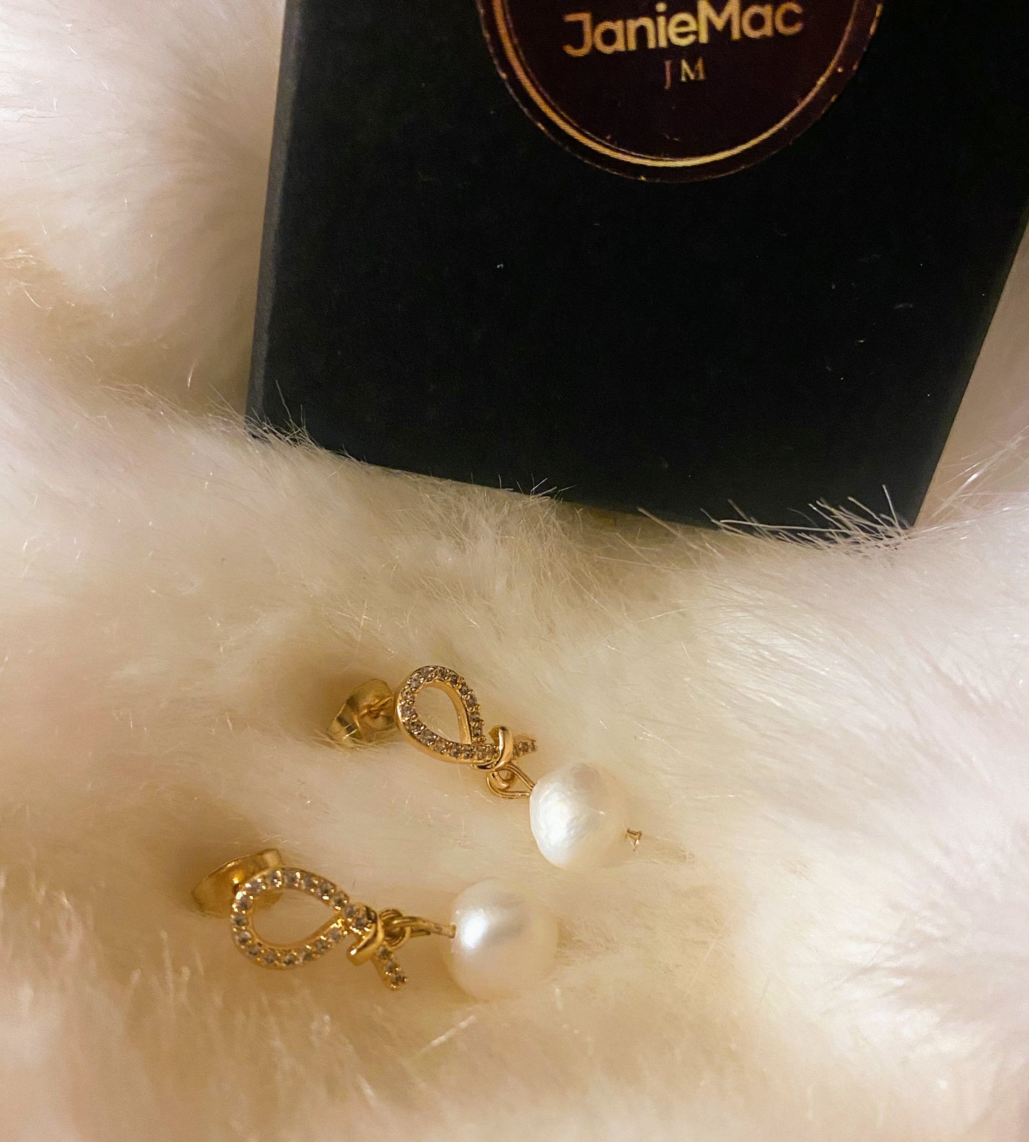 Love Knot Earrings
