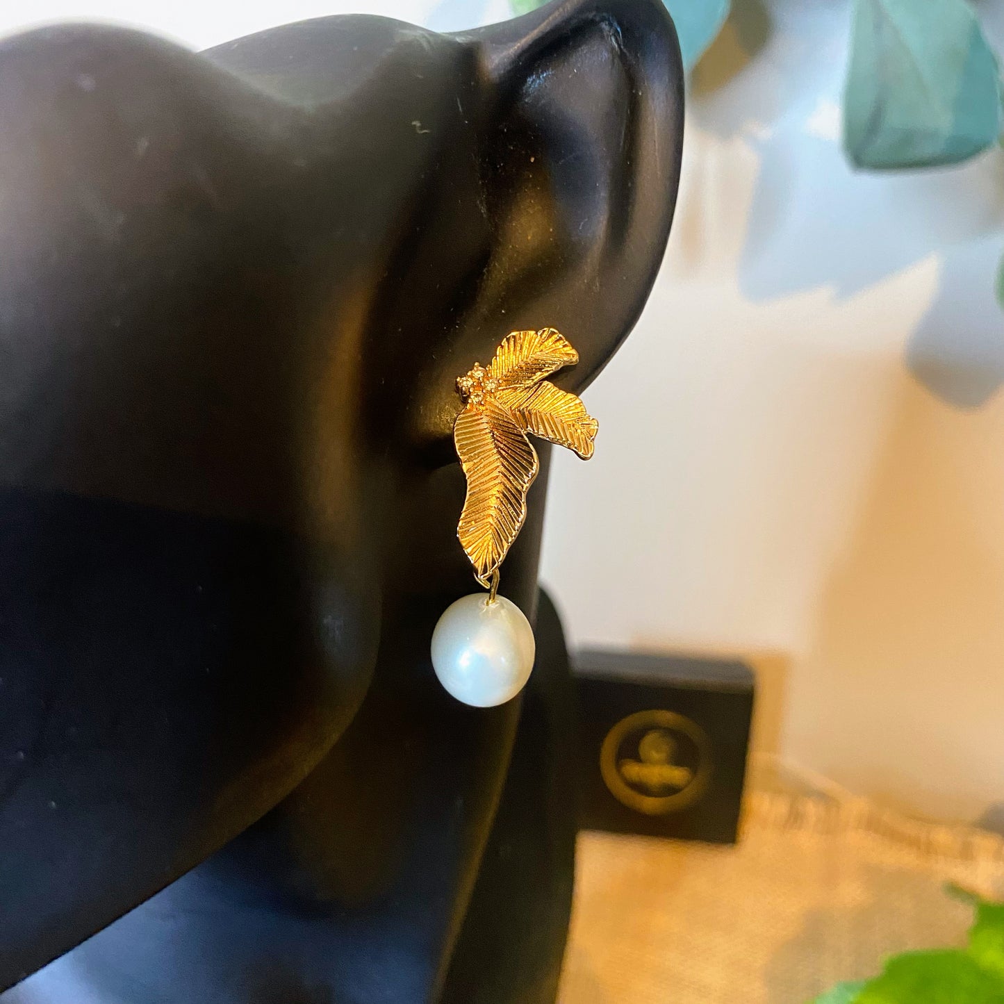 Stand out in the Crowd Earrings