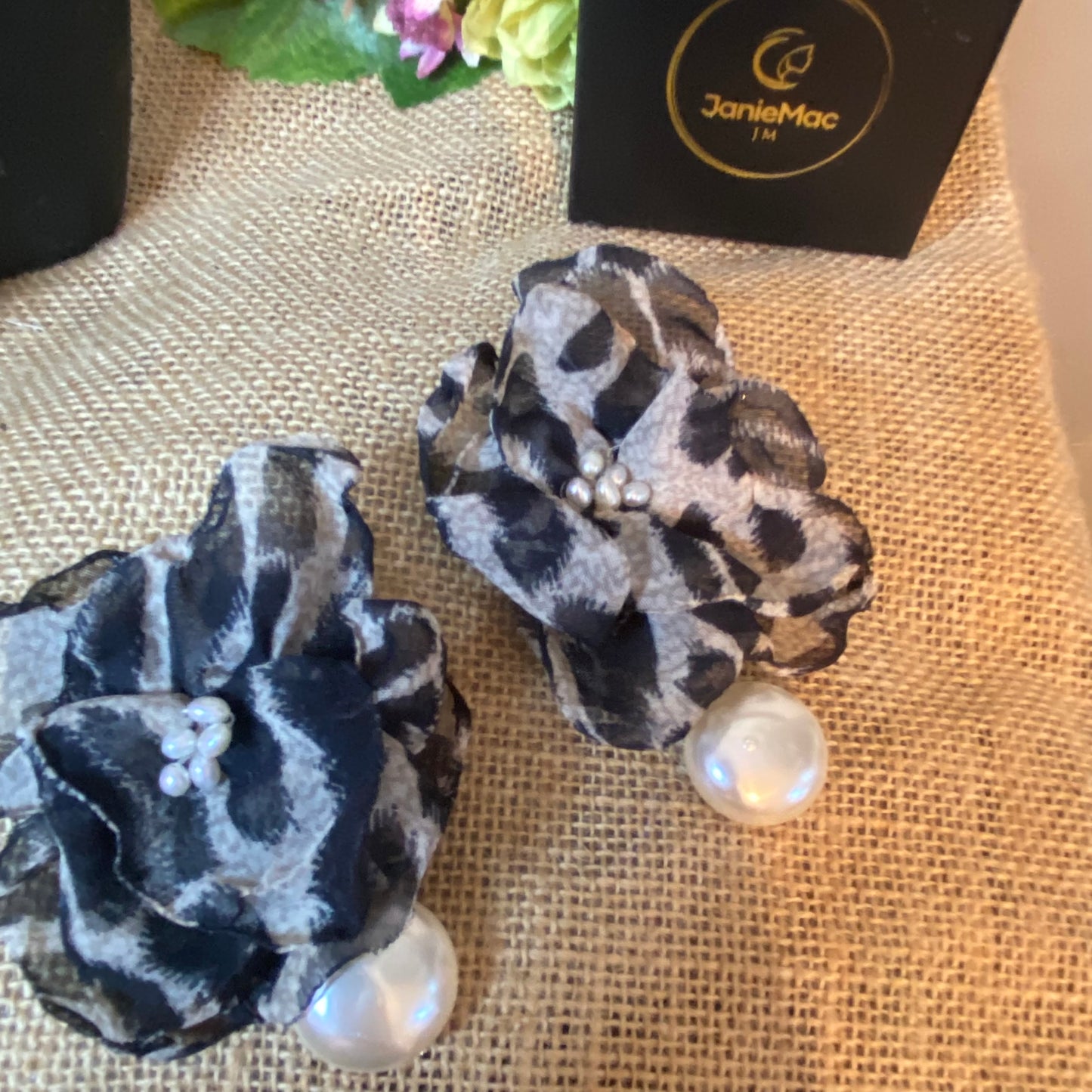 Animal Pearl Shell Earrings