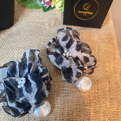 Animal Pearl Shell Earrings