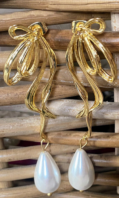 Left and right Bow Earrings