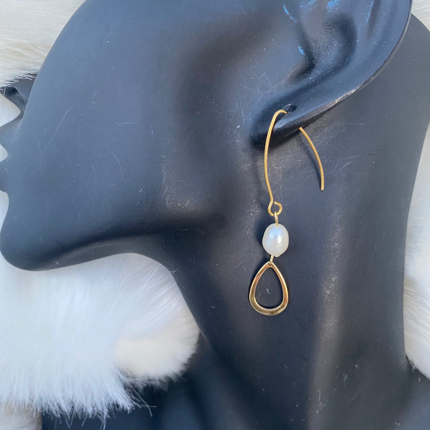 Outstanding Freshwater pear earrings